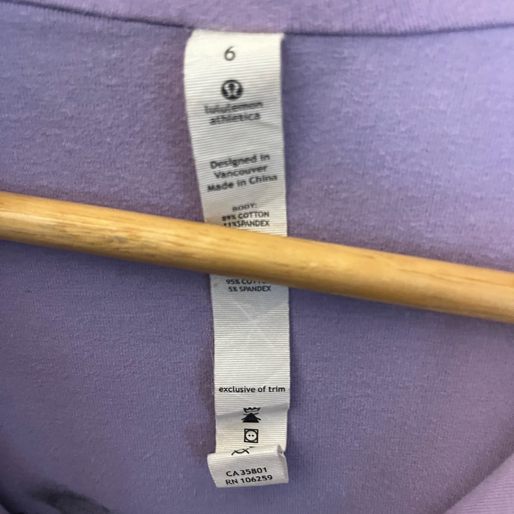 Lululemon Gratitude Wrap - Picture 4 of 5